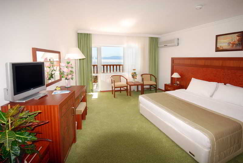 Cesme Palace Resort מראה חיצוני תמונה