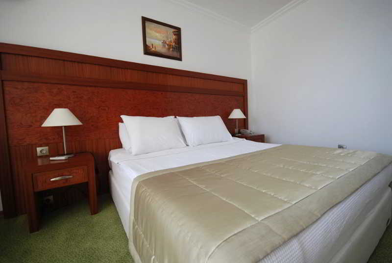 Cesme Palace Resort מראה חיצוני תמונה