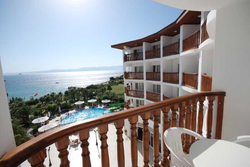 Cesme Palace Resort מראה חיצוני תמונה